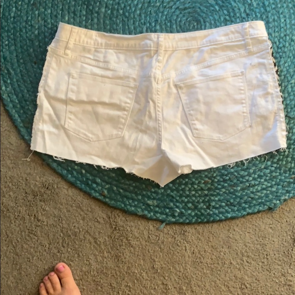 Shorts - Picture 2 of 2